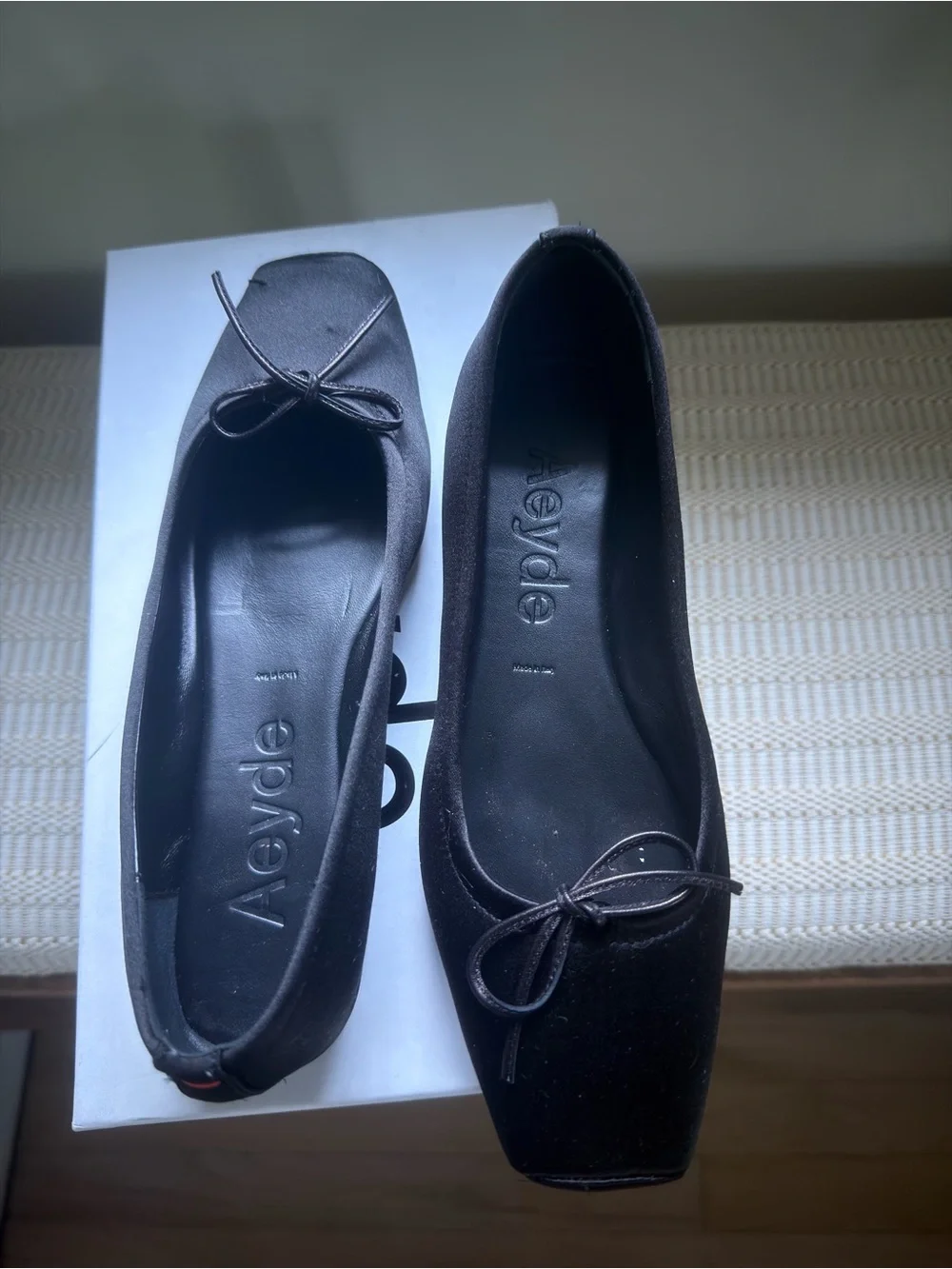 Aeyde Black Square-Toe Bow Ballet Flats - Picture 6 of 6